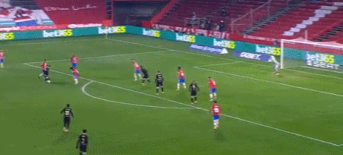 斯洛特帅位悬了？利物浦换帅传闻反转，关键战成救命稻草