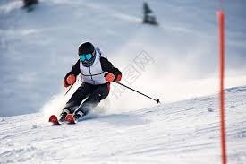 德转统计五大联赛最年长戴帽前10：莱万第8，C罗两度上榜